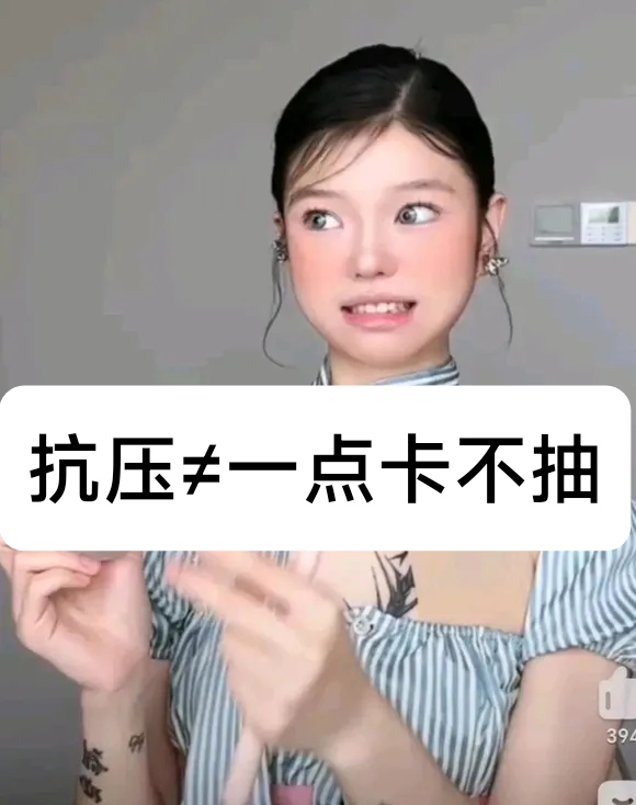 完成了一半,拉莫斯赛前曾说想对巴萨进球并准备好了庆祝动作